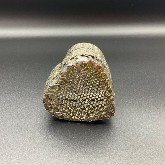 Vintage Filigree Trinket Box Heart-Shaped Metal Box Cottage Silver Tone - Picture 3 of 12